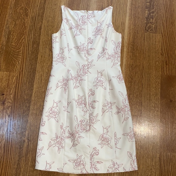 EUC Ann Taylor Dress Size 6 - Picture 5 of 7